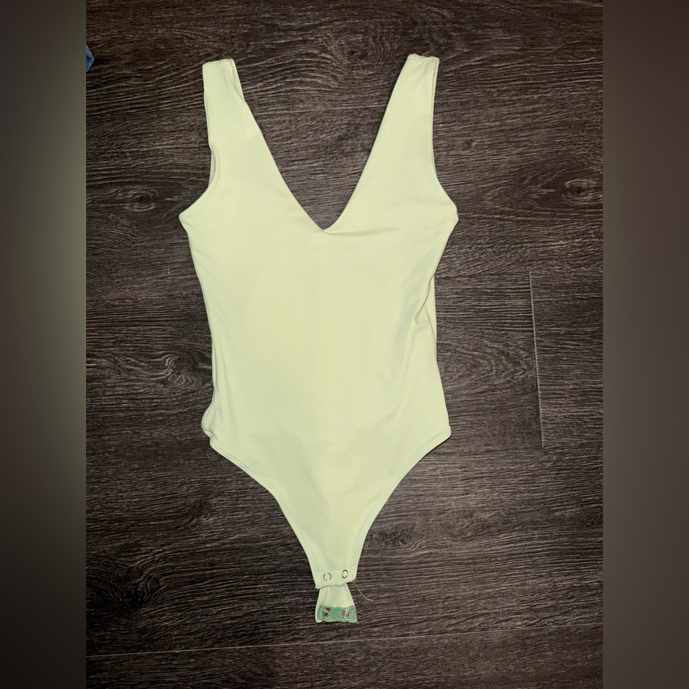 Out of Town Lime Body Suit! Size XS
